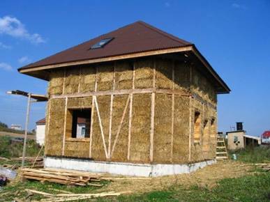 Сколько стоит солома для строительства дома